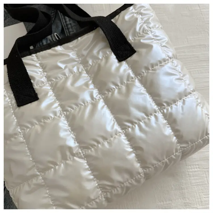 Western Style Underarm Tote Bag White 2026 — feature 24