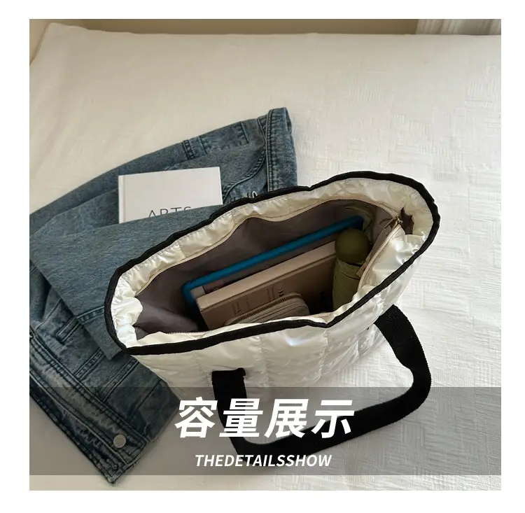 Western Style Underarm Tote Bag White 2026 — feature 7