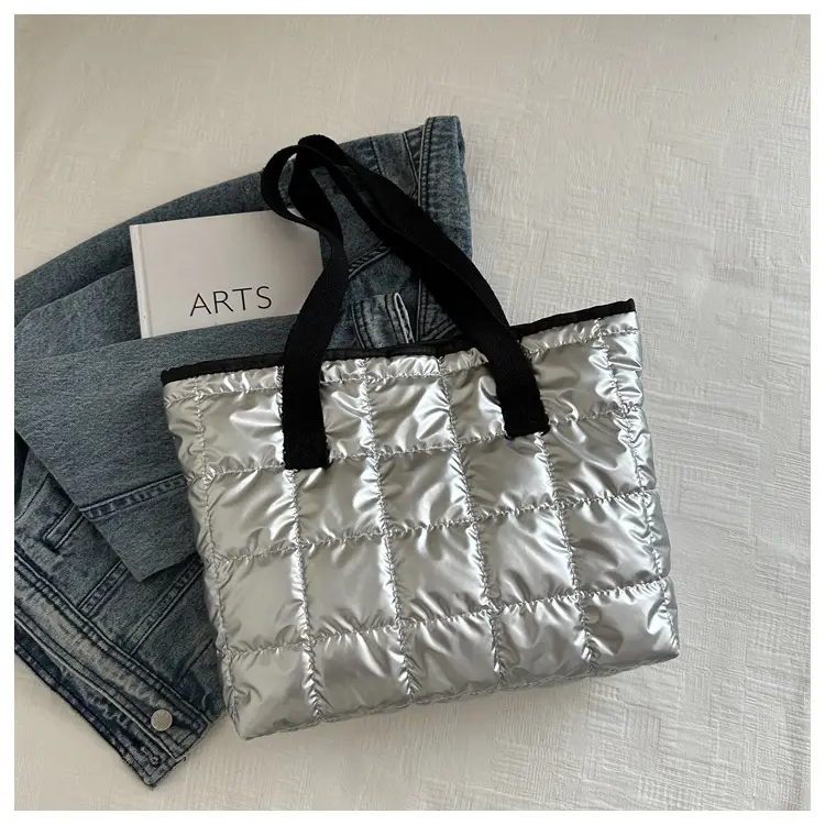 Western Style Underarm Tote Bag White 2026 — feature 9
