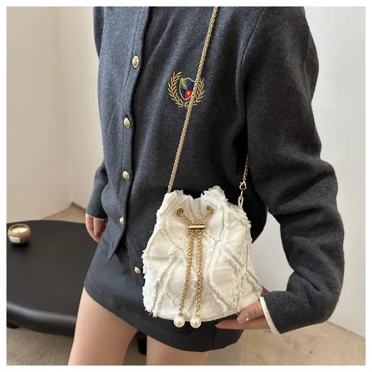 Blue Diamond Embroidered Crossbody Bag with Gold Chain — feature 10