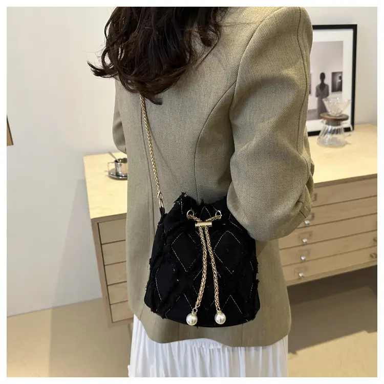 Blue Diamond Embroidered Crossbody Bag with Gold Chain — feature 22