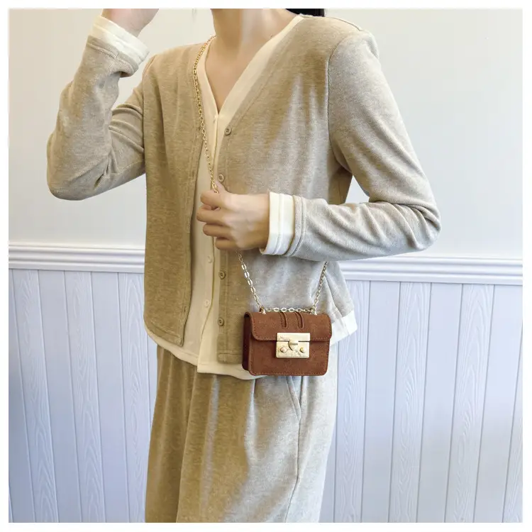 2024 Mini Crossbody Bags for Women Red Gold Chain - Image 9