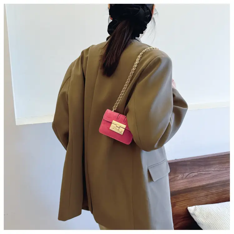 2024 Mini Crossbody Bags for Women Red Gold Chain — feature 13