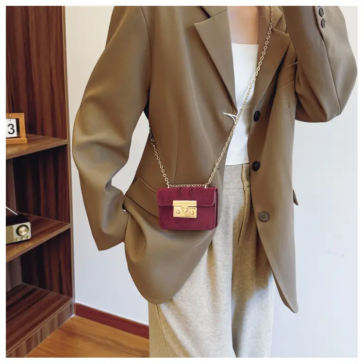 2024 Mini Crossbody Bags for Women Red Gold Chain — feature 14