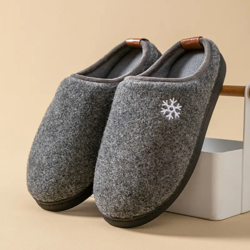 Cotton Slippers Women's Winter 2024 New Indoor Home Non-slip Thick Bottom Warm Couple Cross-border Cotton Slippers Men's Winter - Image 3