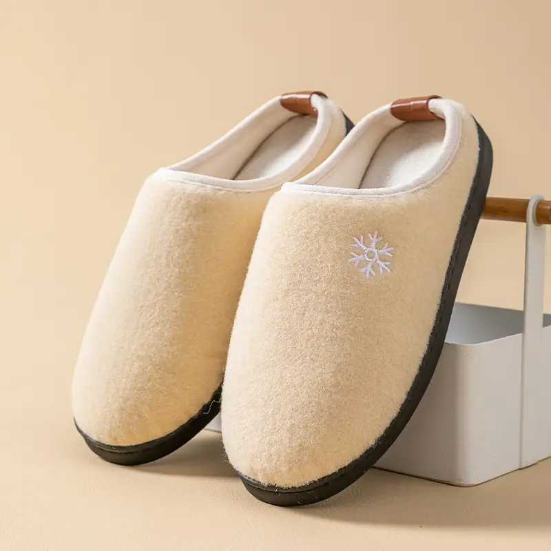 Cotton Slippers Women's Winter 2024 New Indoor Home Non-slip Thick Bottom Warm Couple Cross-border Cotton Slippers Men's Winter - Image 4