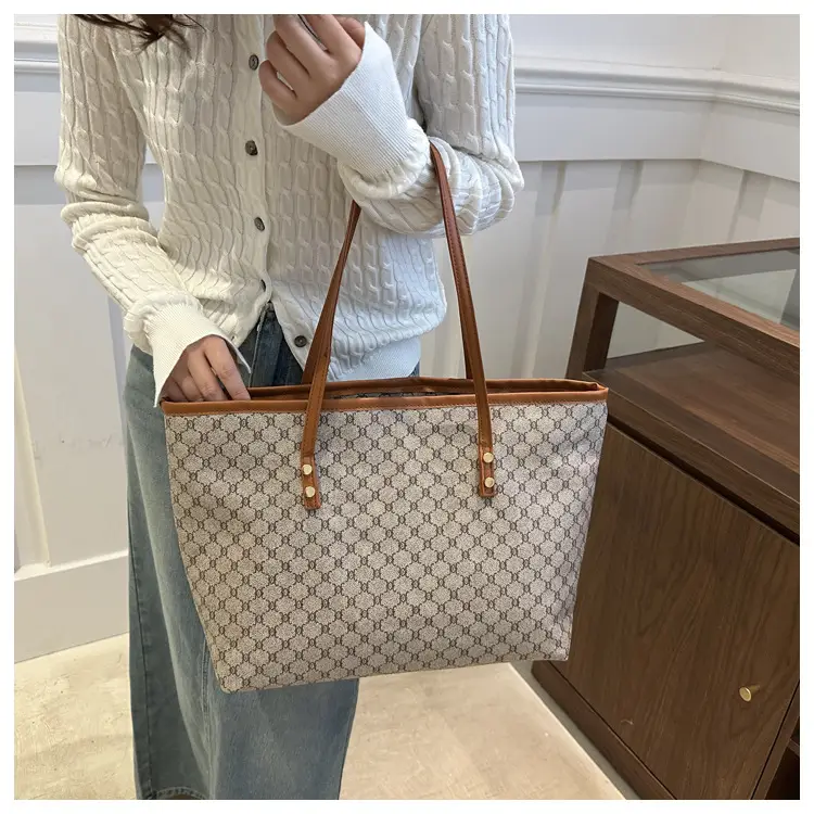 Vintage Class Large Capacity Women's Tote Bag — feature 17