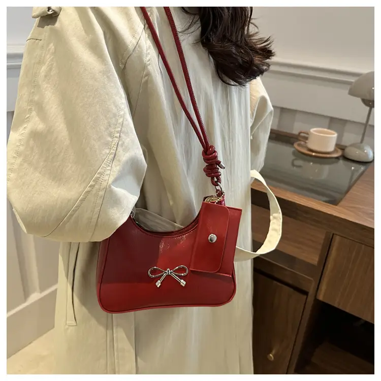 Black Bow Patent Leather Shoulder Bag for Women — feature 16