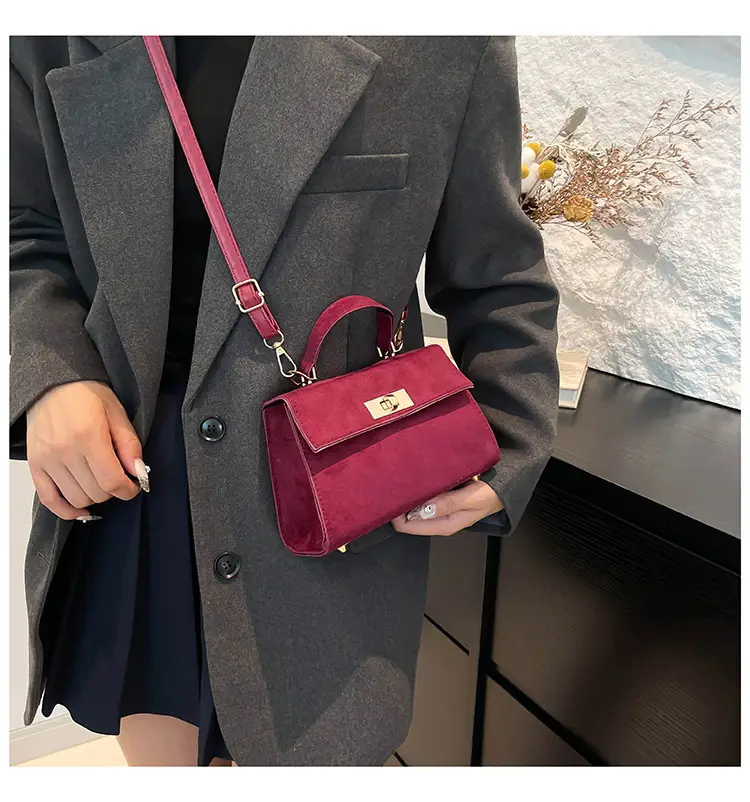 Black Velvet Crossbody Bag for Women 2024 Winter — feature 13