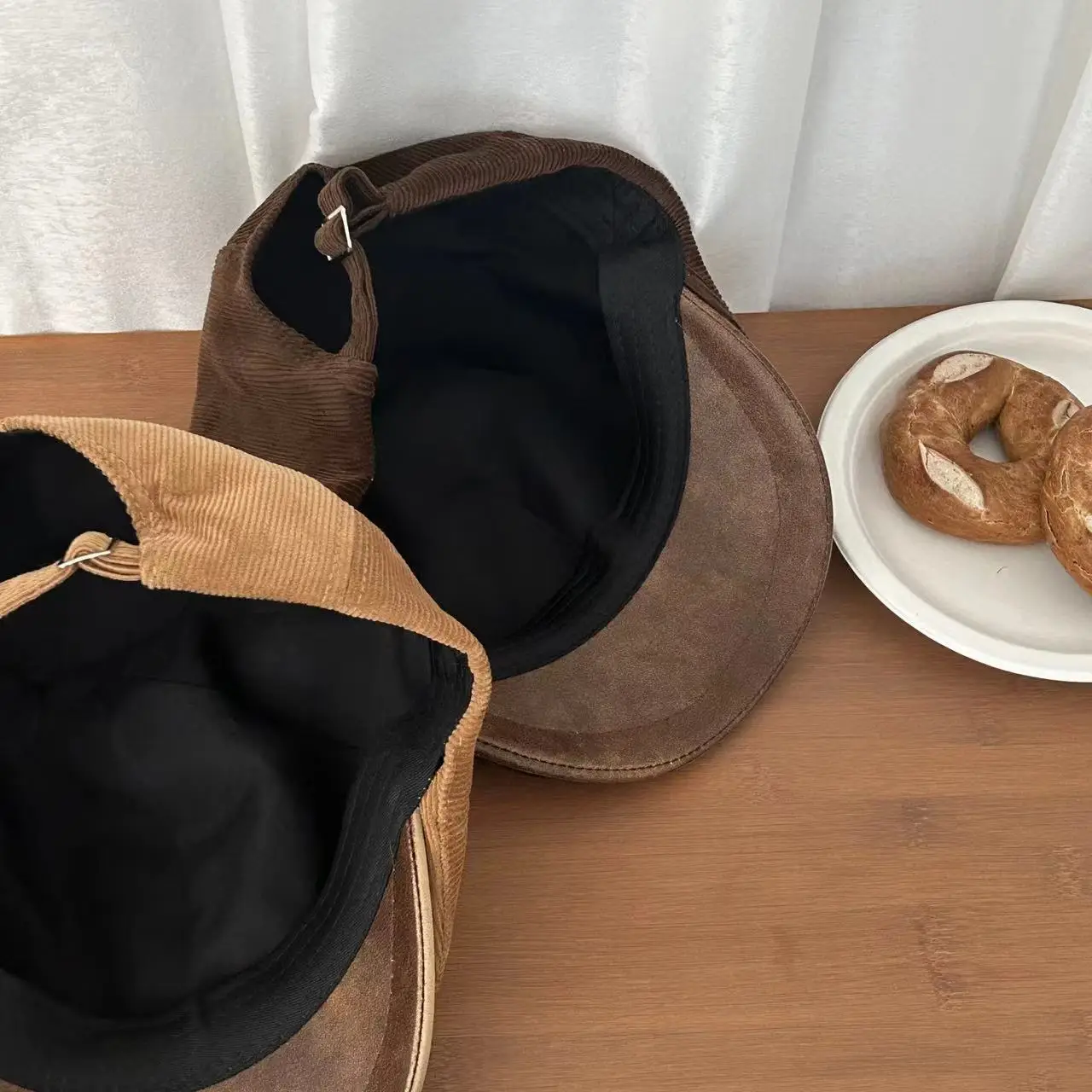 Japanese Retro Corduroy Cap Brown Duck Tongue Female — feature 15