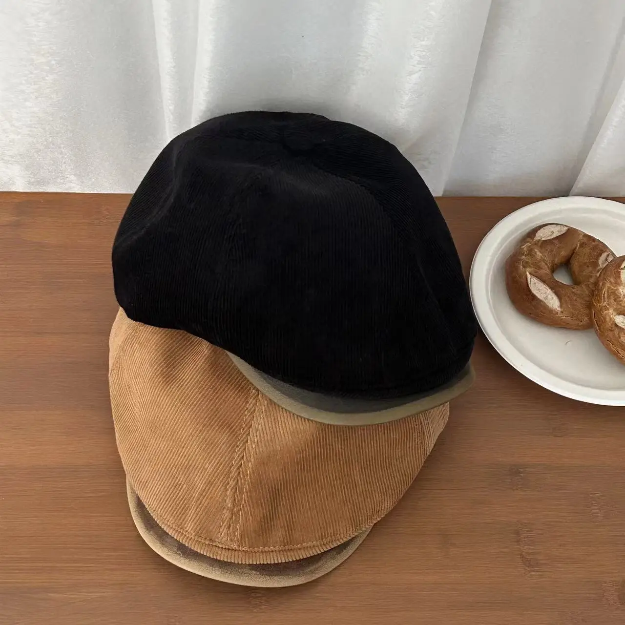 Japanese Retro Corduroy Cap Brown Duck Tongue Female — feature 8