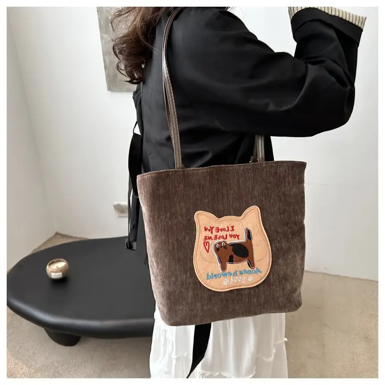 Korean Style Women's Autumn Commuter Tote Bags 2024 — feature 15