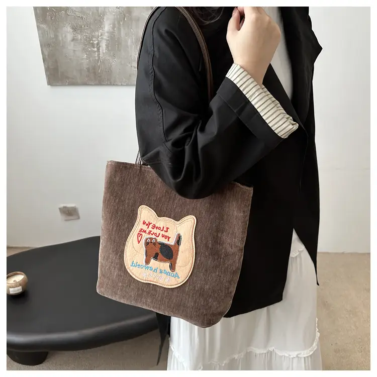 Korean Style Women's Autumn Commuter Tote Bags 2024 — feature 16
