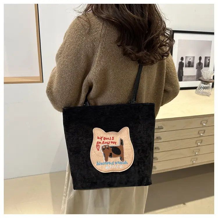 Korean Style Women's Autumn Commuter Tote Bags 2024 — feature 34
