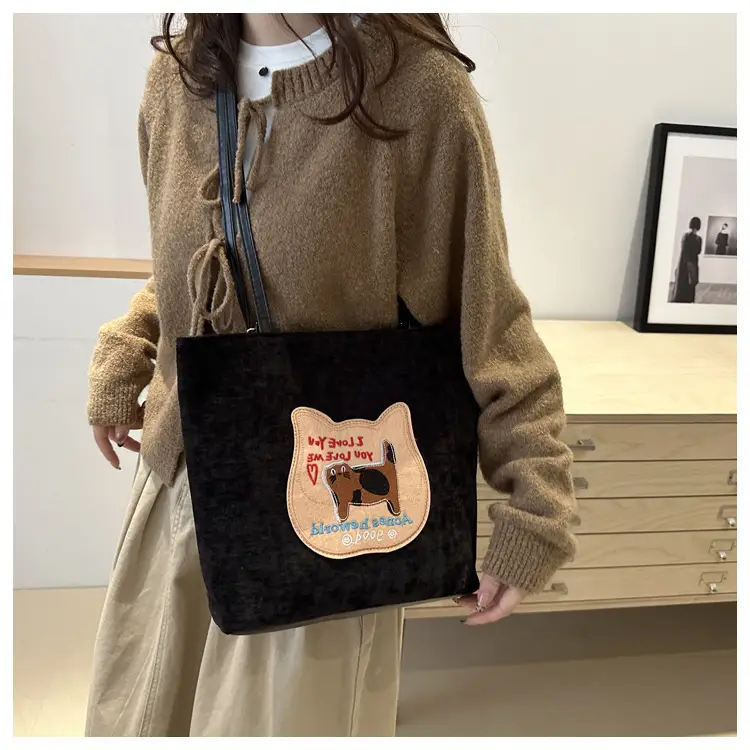 Korean Style Women's Autumn Commuter Tote Bags 2024 — feature 35