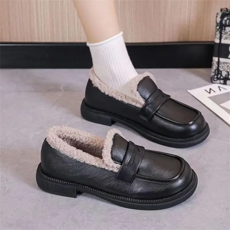 Women's Fleece Lined Warm Leather Loafers Winter