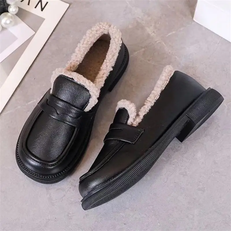 Women's Fleece Lined Warm Leather Loafers Winter