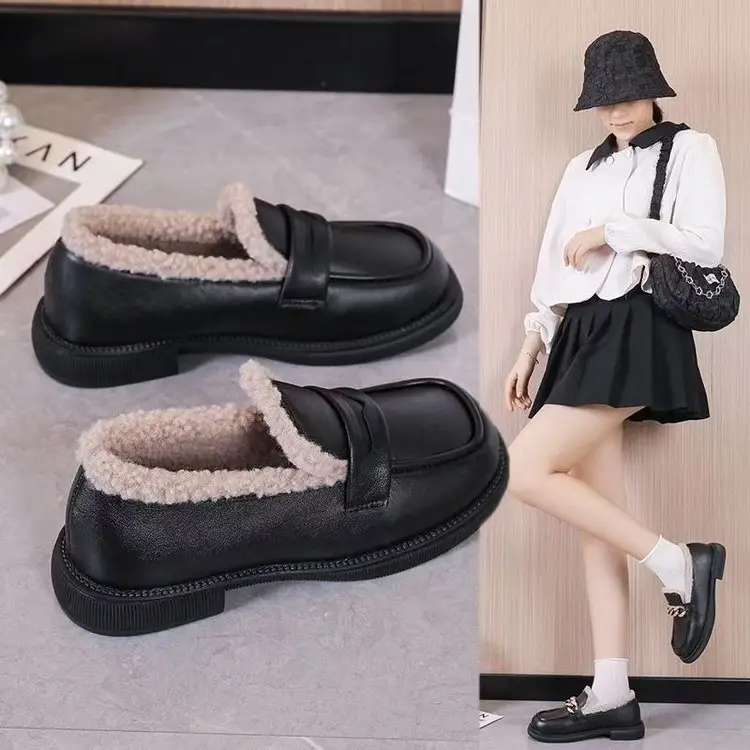 Women's Fleece Lined Warm Leather Loafers Winter — feature 1