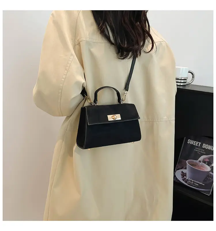 Korean Style Shoulder Bag Brown 2024 — feature 15