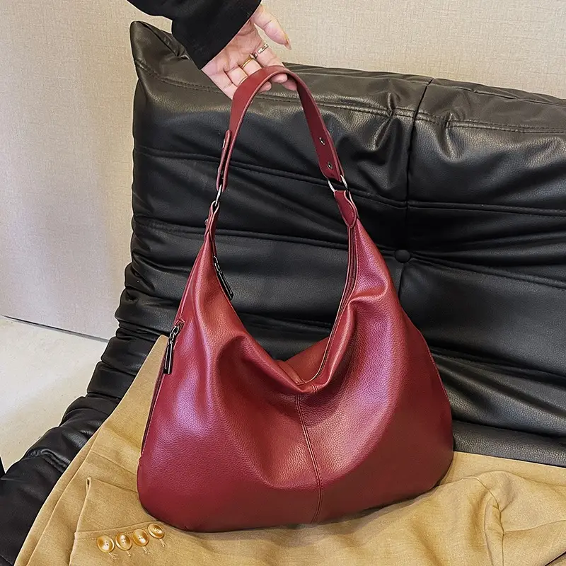 Black Large Capacity Shoulder Bag for Women 2024 - Image 3