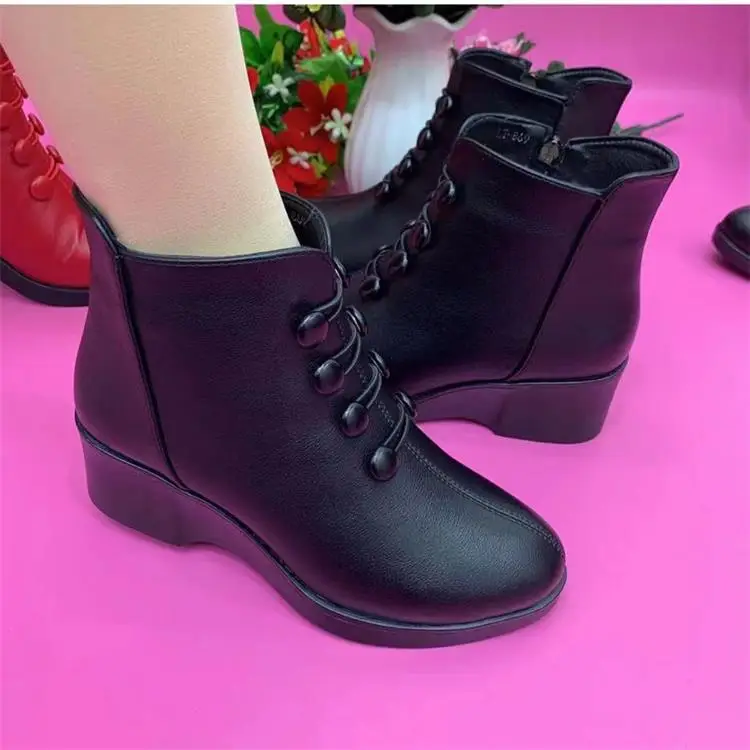 Women's Red Velvet Warm Ankle Boots Mid-heel 2024 — feature 3