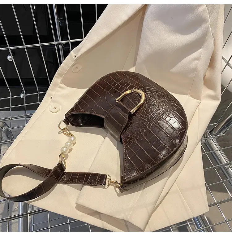 White Textured Crossbody Bag with Pearl Strap — feature 6