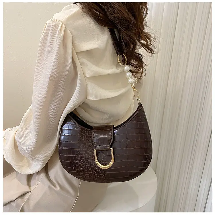 White Textured Crossbody Bag with Pearl Strap — feature 8