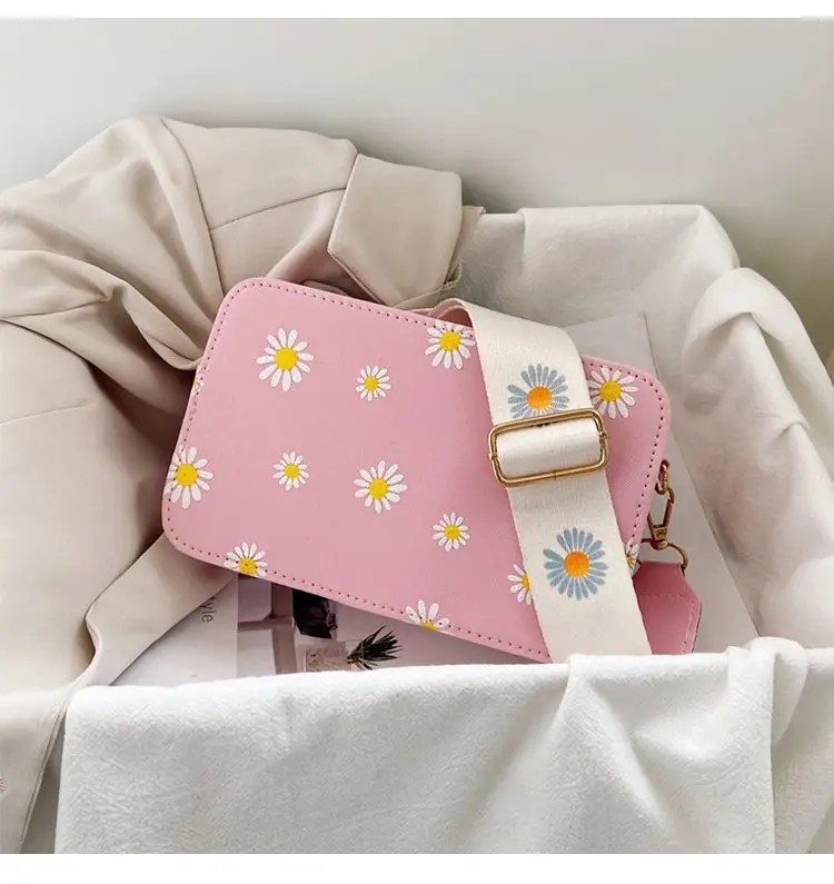 Black Daisy Print Shoulder Crossbody Bag 2024 — feature 29