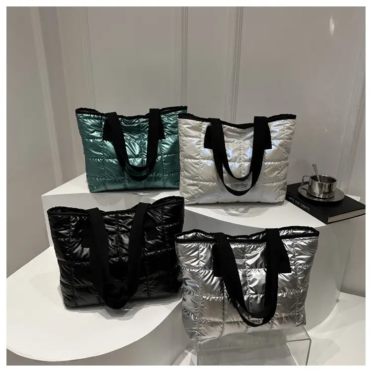 Silver Padded Shoulder Bag 2024 Winter Commute — feature 19