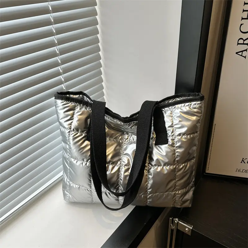 Silver Padded Shoulder Bag 2024 Winter Commute - Image 3