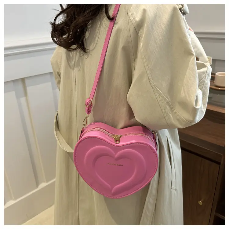 Vintage Heart Bag Women 2024 Casual Shoulder Crossbody Love — feature 19