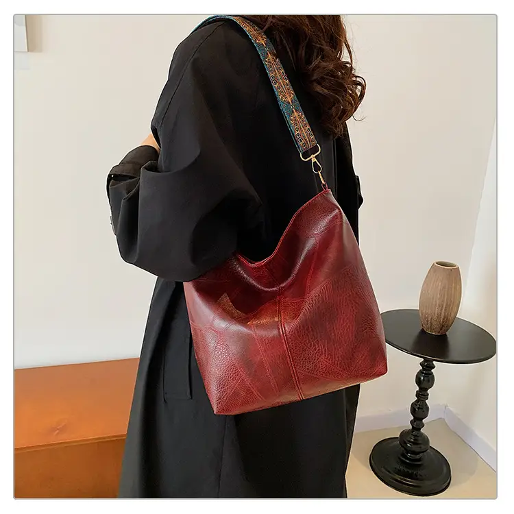 Women's 2024 Shoulder Bag Brown Leather Crossbody — feature 17