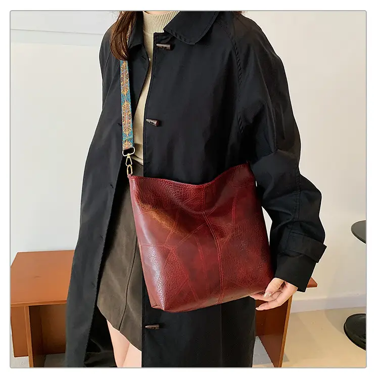 Women's 2024 Shoulder Bag Brown Leather Crossbody — feature 18