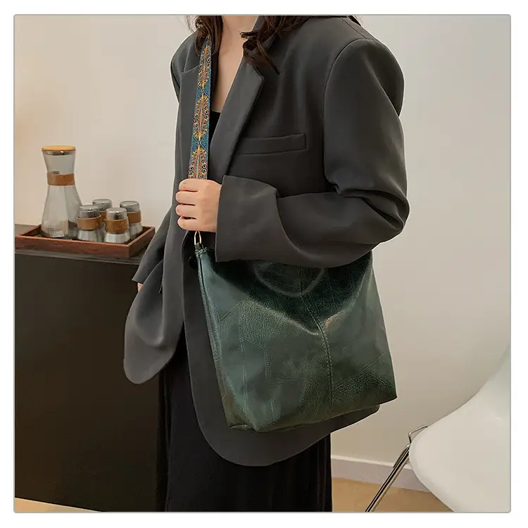 Women's 2024 Shoulder Bag Brown Leather Crossbody — feature 24