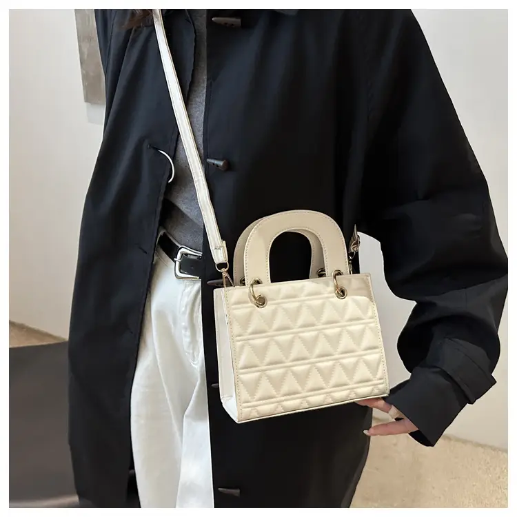 White Rhombic Shoulder Crossbody Bag for Women 2024 — feature 12