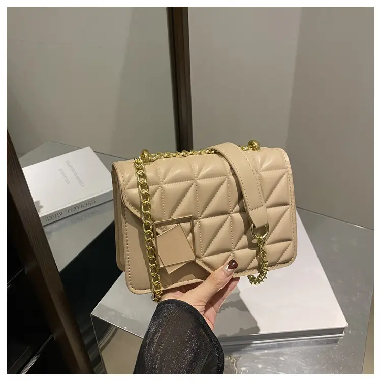 Women's White Quilted Chain Crossbody Bag — feature 21