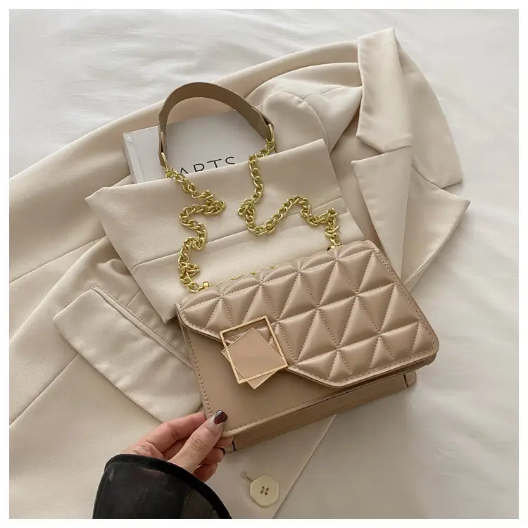 Women's White Quilted Chain Crossbody Bag — feature 24
