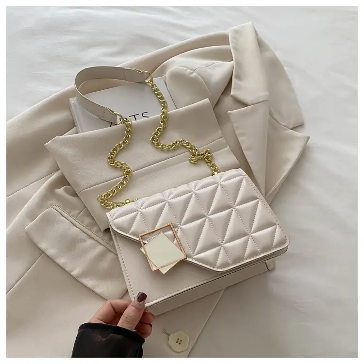 Women's White Quilted Chain Crossbody Bag — feature 25