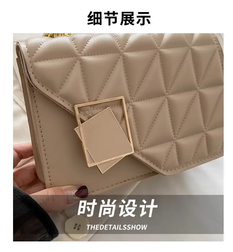 Women's White Quilted Chain Crossbody Bag — feature 4