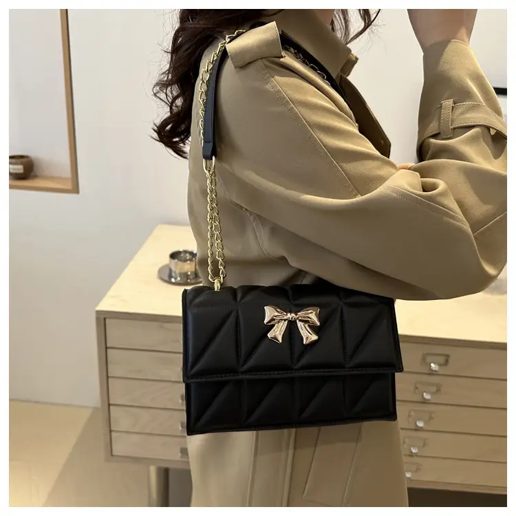 White Square Butterfly Bag with Magnetic Buckle — feature 22