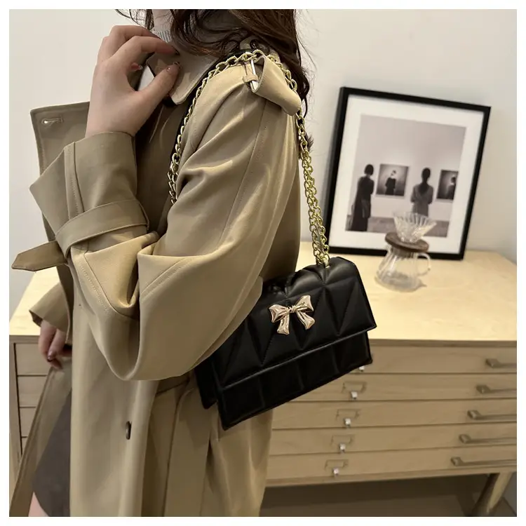 White Square Butterfly Bag with Magnetic Buckle — feature 23