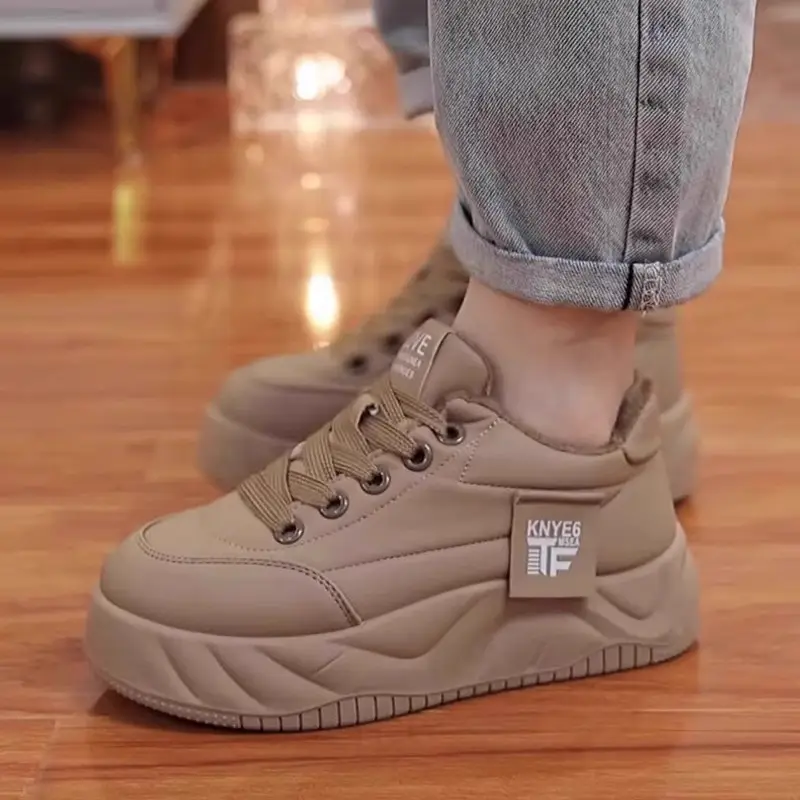 Women's Beige Fleece-Lined Flat Board Shoes Winter 2024