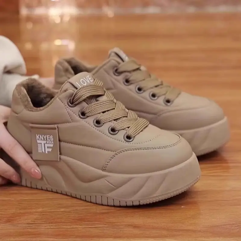 Women's Beige Fleece-Lined Flat Board Shoes Winter 2024