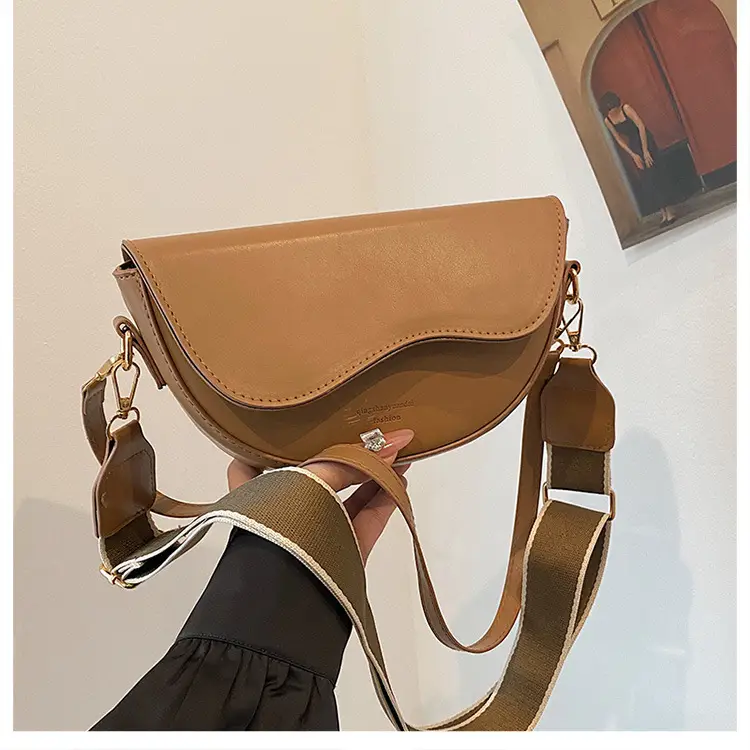 Retro Crossbody Bag for Women 2024 New Arrival - Image 3