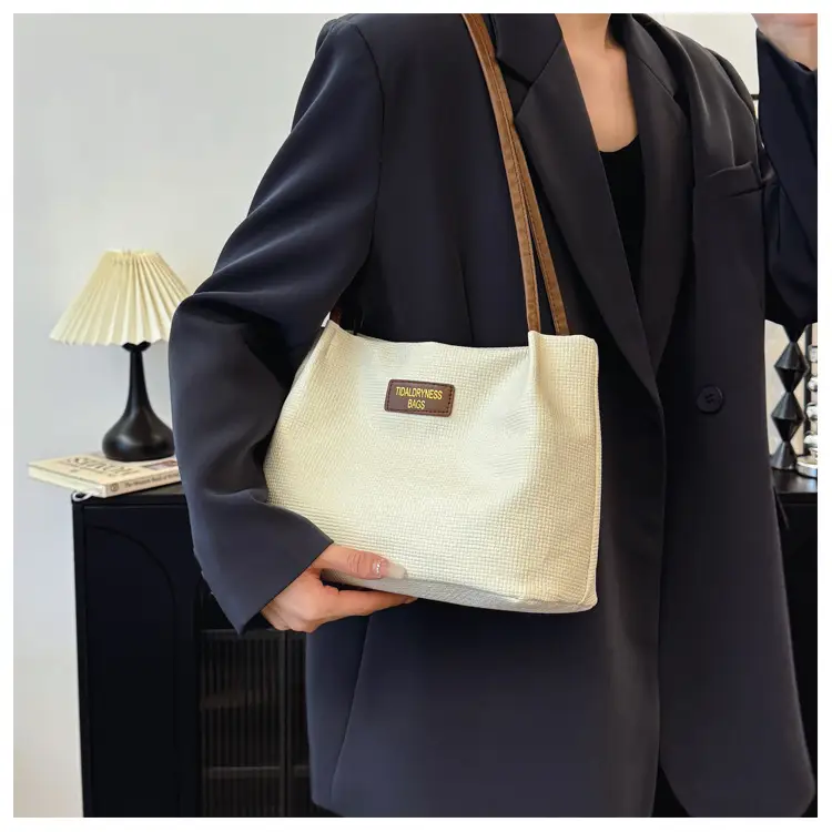 Women's Soft PU Shoulder Bag with Cloud Accent — feature 13