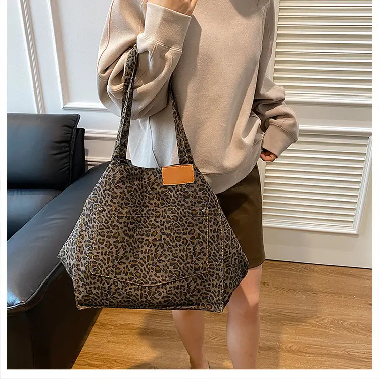 Retro Leopard Print Shoulder Bag 2024 Autumn — feature 12