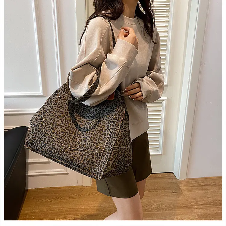 Retro Leopard Print Shoulder Bag 2024 Autumn — feature 14