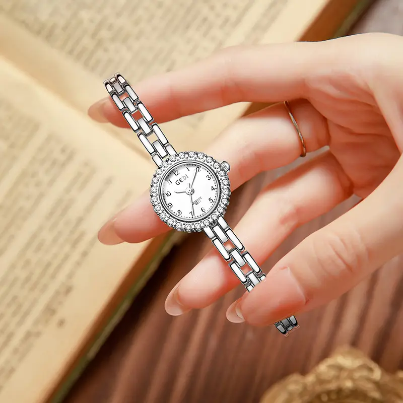 JW Diamond Alloy Bracelet Watch for Women - Image 3