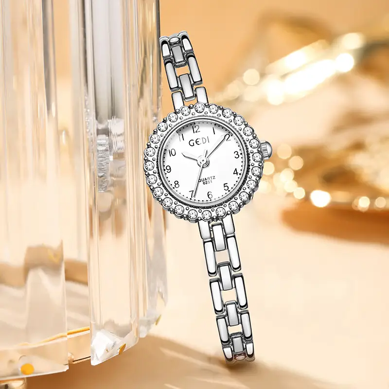 JW Diamond Alloy Bracelet Watch for Women - Image 4