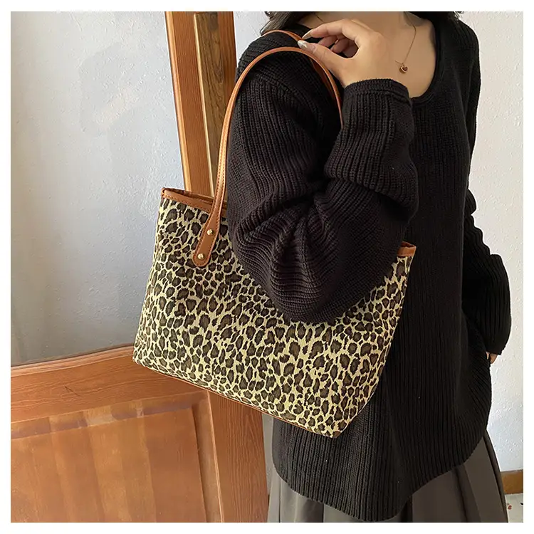 Women's Leopard Print Tote Bag Pink Handle 2024 — feature 11
